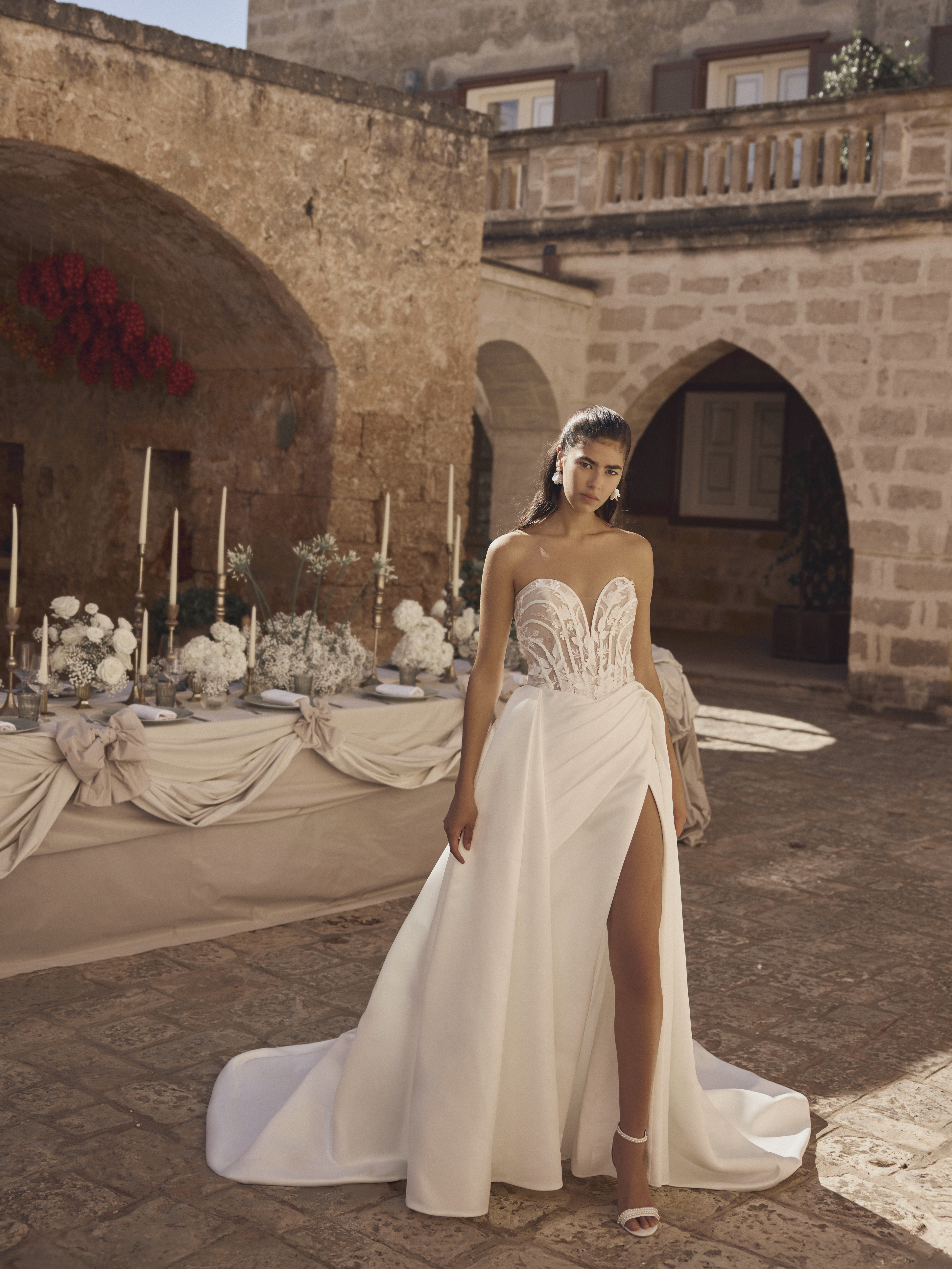 Milaya — Modeca + Le Papillon